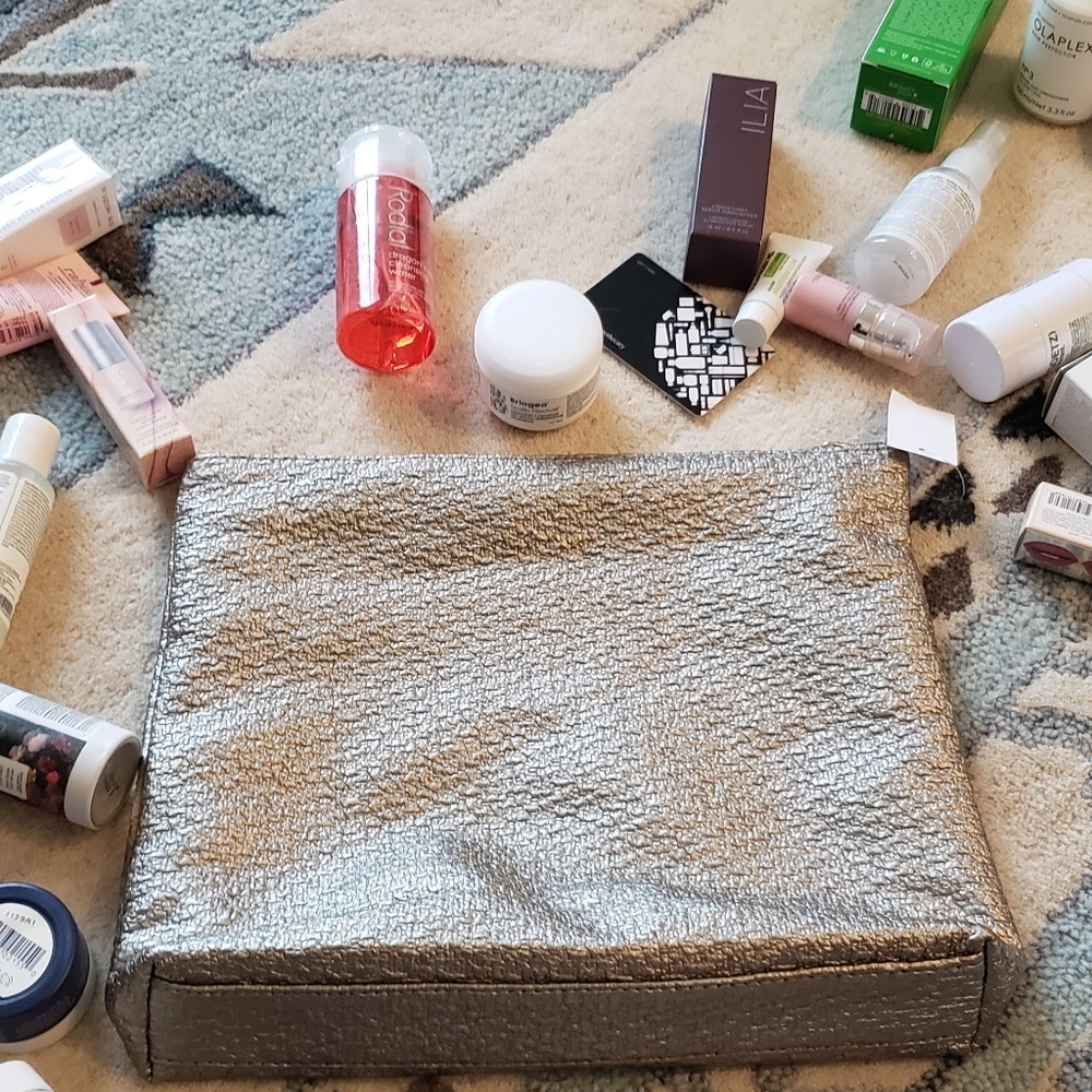 NWT Silver Textured Makeup Case